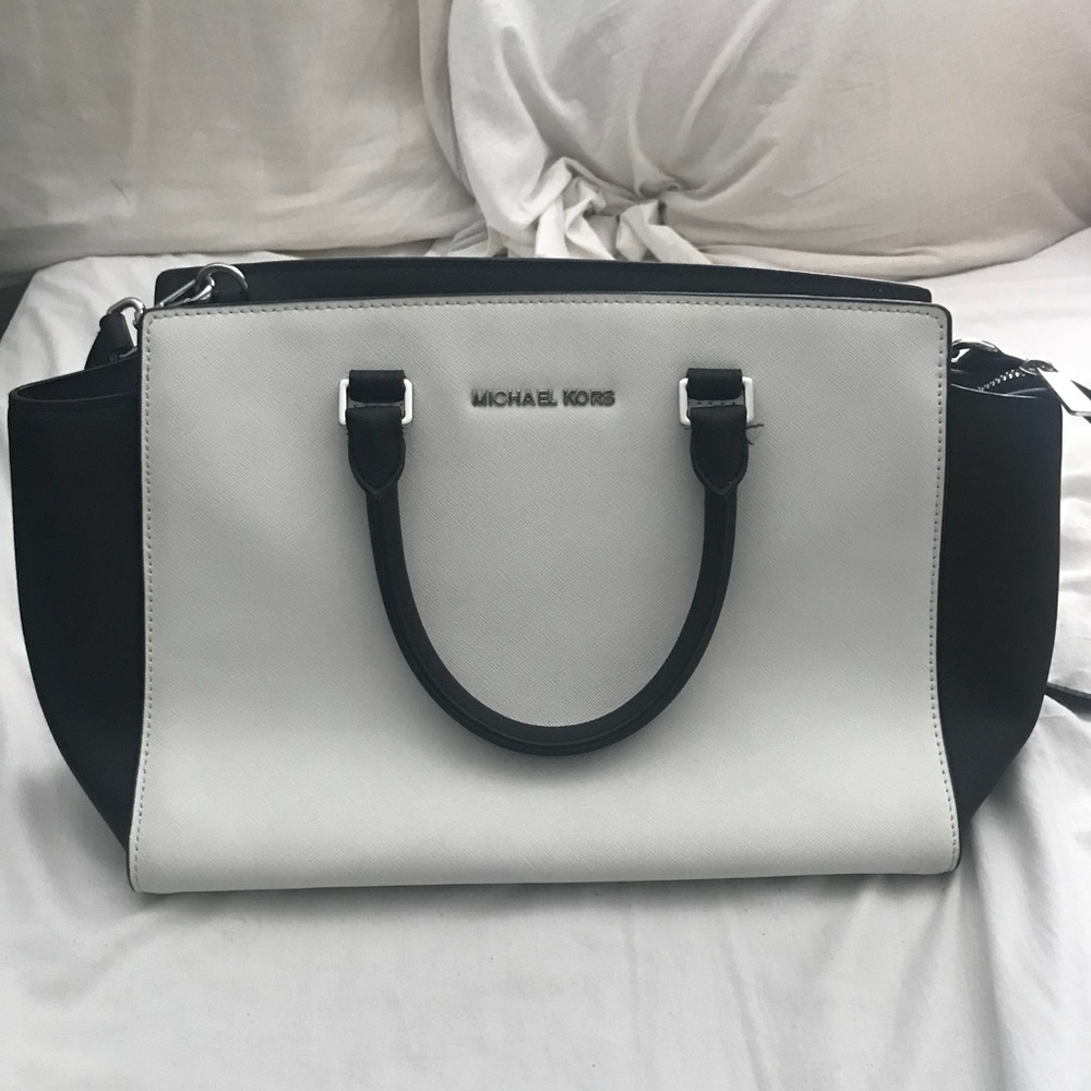 Michael Kors Black and White Selma